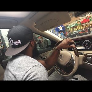 Meet your Posher, Alan